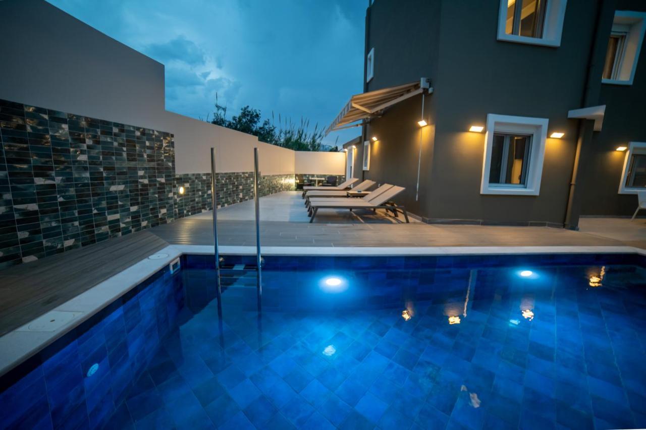 Thomas Villa Hersonissos - Private Pool - Sleeps 6 Exterior foto